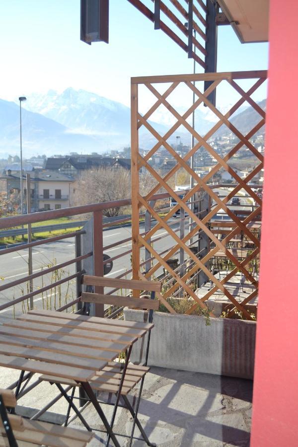 House Smile Accomodation Sarre Exterior foto